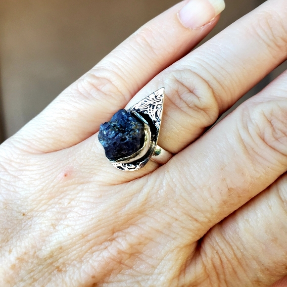 New Raw Iolite 925 Silver Ring. - Picture 11 of 12